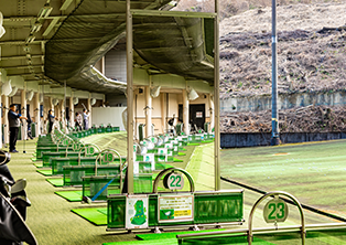 全身鏡のある打席